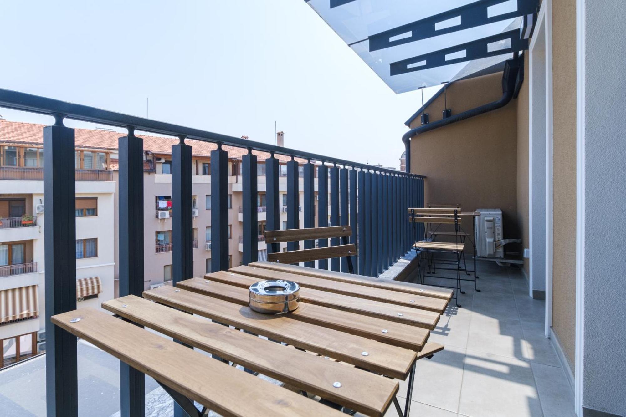 Ldv 13 Apartments Free Private Parking Пловдив Екстериор снимка