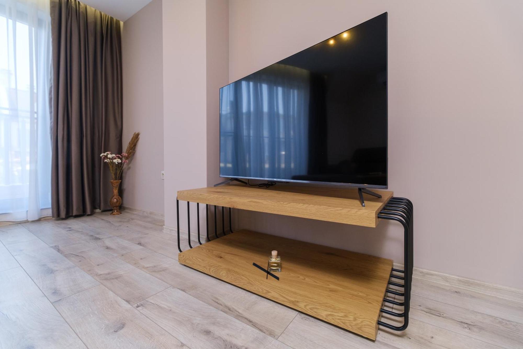 Ldv 13 Apartments Free Private Parking Пловдив Екстериор снимка