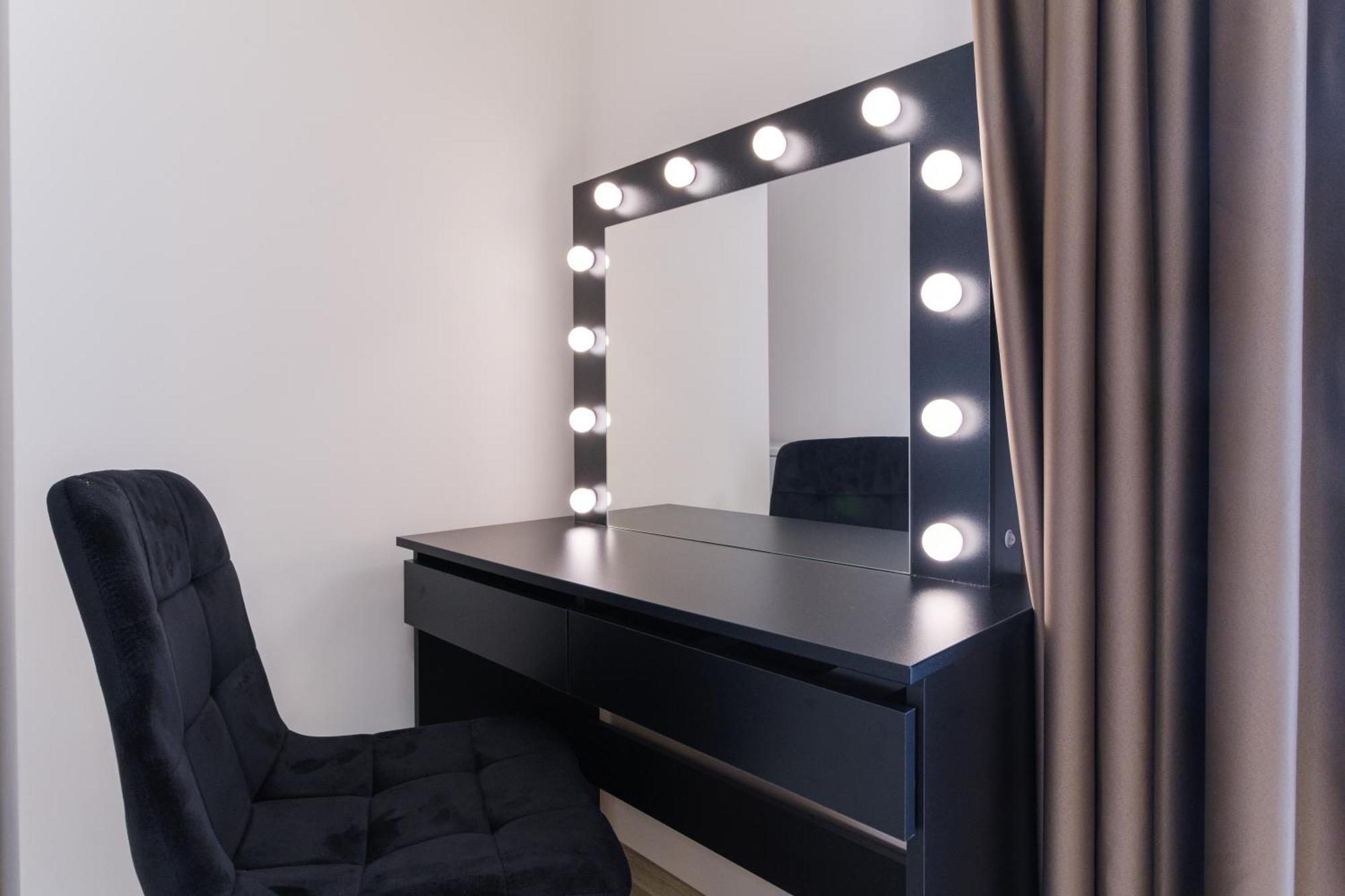 Ldv 13 Apartments Free Private Parking Пловдив Стая снимка